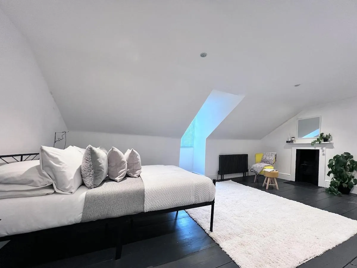 Сasa de vacaciones Villa Exquisite Period House, Heart Of Exeter, Parking